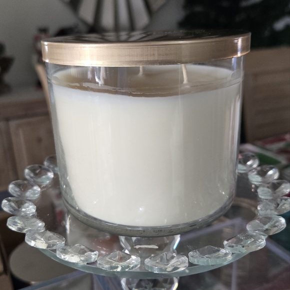 Black Tie Bath and Body Works Candle 🕯 - Picture 3 of 6